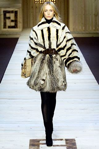 Watch Fendi: Fall 2007 Ready